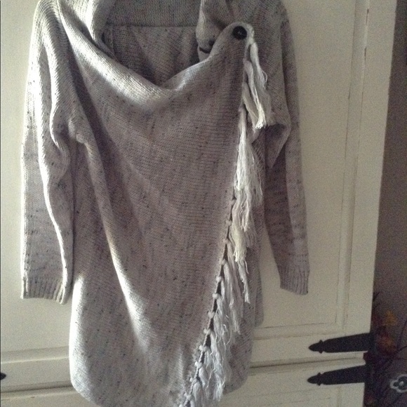 Ladies Gray Light Weight Fringe Long Cardigan S - Picture 5 of 5